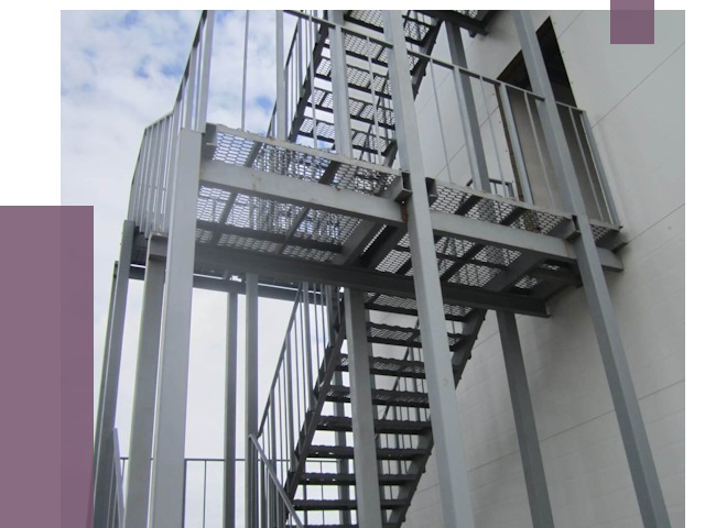 Монтаж пожарных лестниц в Москве от 8150 руб.