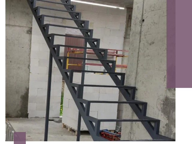 Демонтаж металлических лестниц в Москве быстро и безопасно