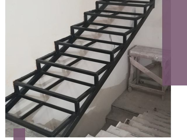 Демонтаж лестниц на металлокаркасе в Москве: быстрый вывоз и разбор