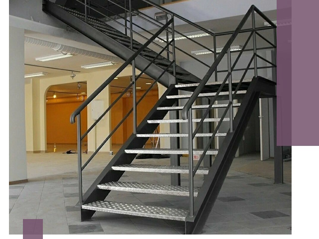 Лестницы для офиса в Москве: изготовление, монтаж, демонтаж