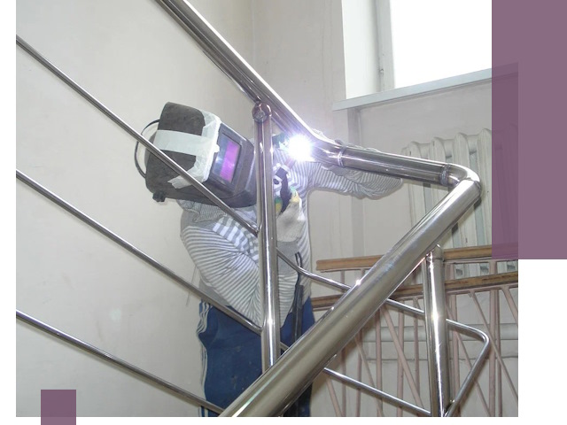 Монтаж перил и ограждений качественно в Москве