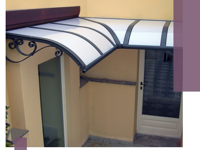 Монтаж козырьков любой сложности в Москве под ключ