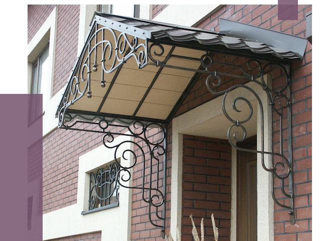 Двускатные козырьки в Москве под ключ от 13405 руб.